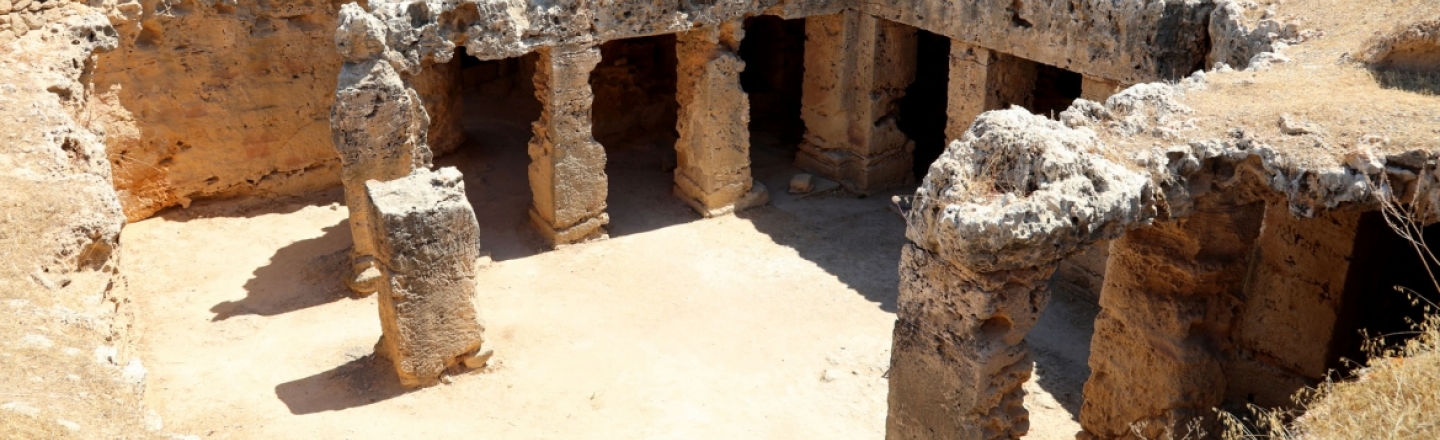 «Царские гробницы» в Пафосе
