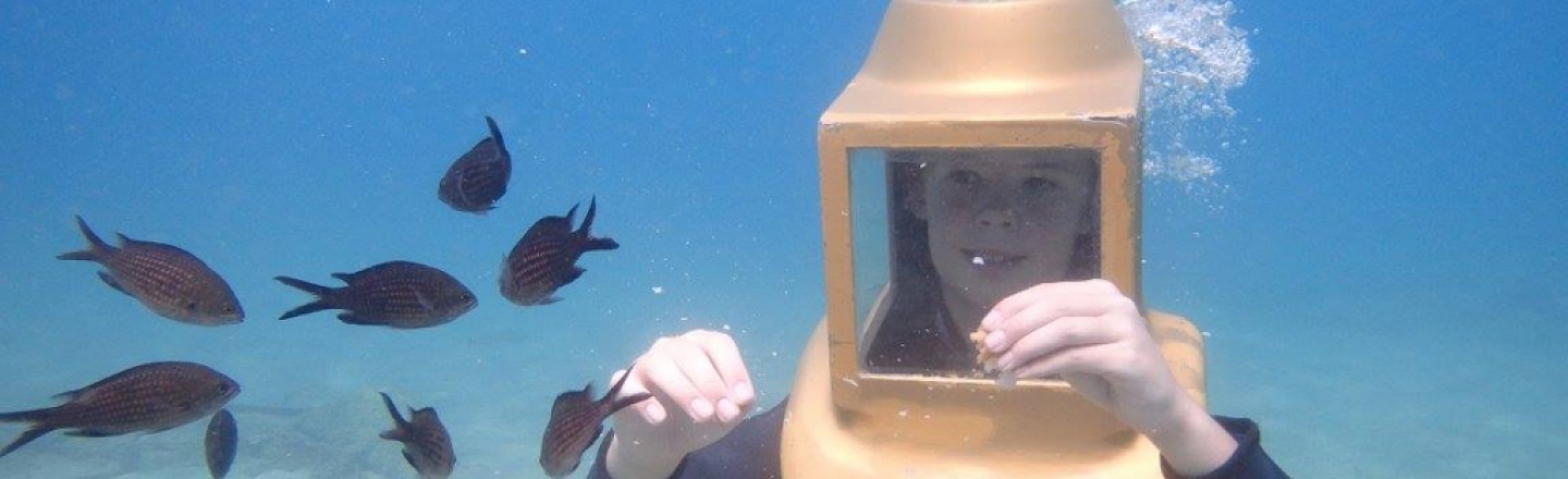 Центр подводной ходьбы Undersea Adventure в Протарасе