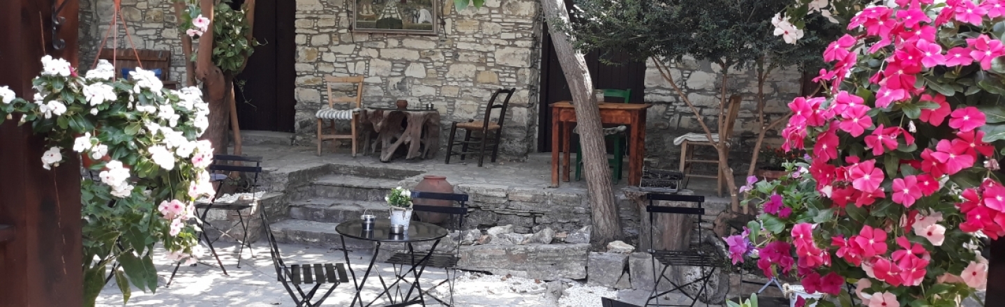 Secret Garden Panayia, кафе Secret Garden в деревне Панагия, Пафос